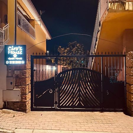 Affittacamere Ciro'S House Όλμπια Εξωτερικό φωτογραφία